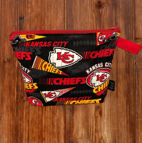 Kansas City Chiefs Water Resistant Travel Bag | Makeup Bag | Overnight Bag