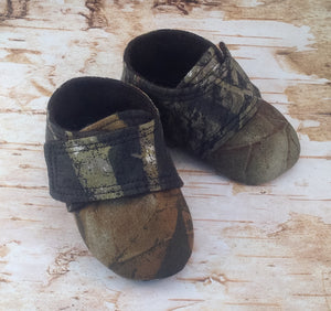 Mossy Oak Camo Shoes with Straps