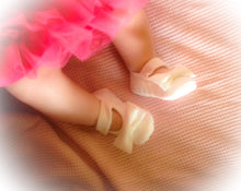 Load image into Gallery viewer, Hot Pink Shoes with Bows