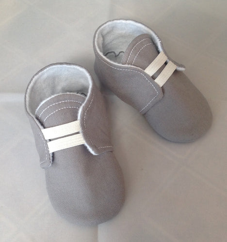 Gray Shoes with Elastic